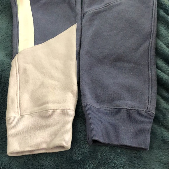 Champion Women’s X Small Purple Sweatpants - Picture 6 of 10